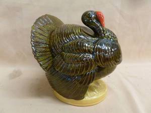 lot 327 image: Vintage Cookie Jar