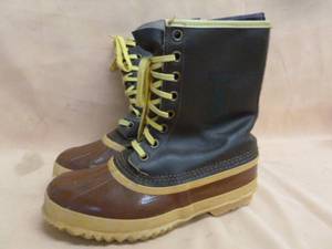 lot 348 image: Soral Boots