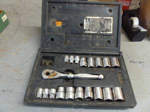 lot 387 image: Tool Set