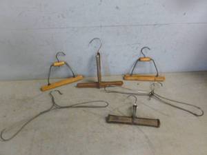 lot 438 image: Vintage Clothes Hangers