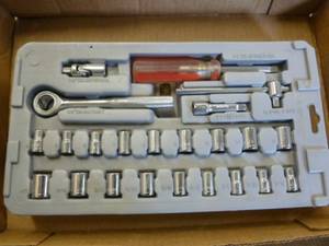 lot 463 image: Socket Set