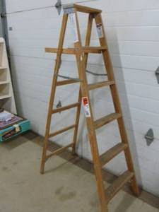 lot 509 image: Step Ladder