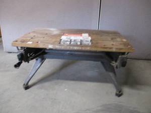 lot 7 image: Black and Decker Workmate