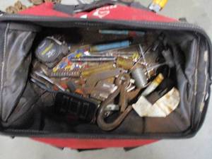 lot 11 image: Husky Tool Bag With Tools