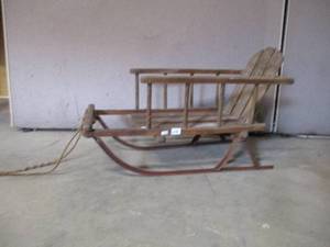 lot 24 image: Wooden Sled