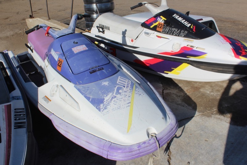 lot 6088 image: 1994 Waverunner III