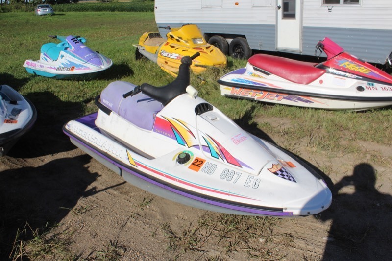 lot 6091 image: 1994 Tigershark Jet Ski