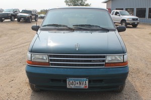 1995 Plymouth Grand Voyager SE.  ---WHEELCHAIR VAN---    ---95,429 Miles---