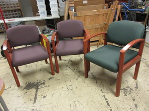 lot 224 image: CHAIRS BY BRANDRUDHERMAN MILLER