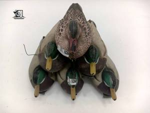 lot 247 image: 6 Avery Outdoors Mallard Duck Decoys