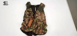 lot 270 image: Outdoor Gear, Clothing and Turkey Call