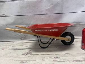 lot 3 image: Radio Flyer Wheelbarrow 6 Tall 16 Long