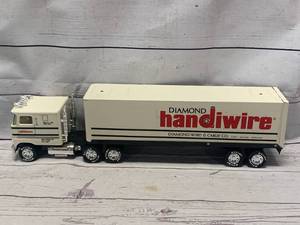 lot 31 image: Vintage Nylint Diamond Handiwire Semi Truck 21 Long