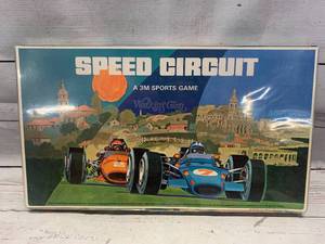 lot 69 image: Vintage Speed Circuit Sports Game from 1971