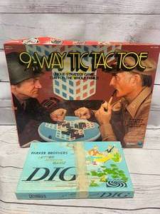 lot 80 image: 2 Vintage Kenner & Parker Brothers Board Games