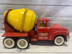 lot 54 image: 1950s Structo Ready Mix Concrete Cement Delivery Truck