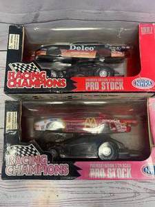 lot 89 image: Lot of 2 Racing Champions Pro Stock Cars