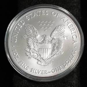 2018 AMERICAN SILVER EAGLE 1 TROY OZ. .999 FINE SILVER IN AIRTITE