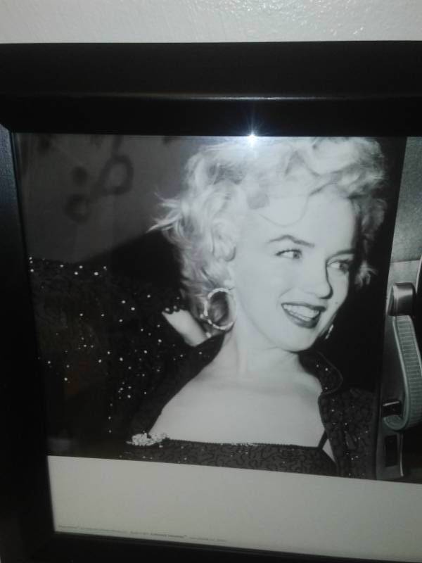 Marilyn Monroe framed black & whites