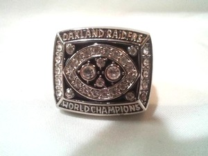 Oakland Raiders Super Bowl Ring.