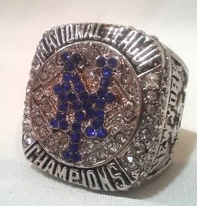 New York Mets National League Ring. Size 11, Wright, silver colored, replica.