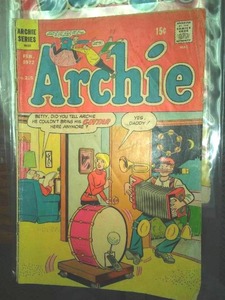 Archie, Jughead, Betty and Veronica