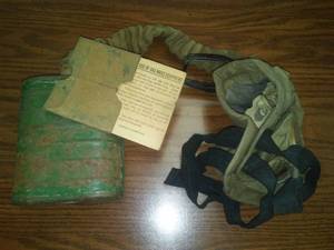 WWI Gas Mask � complete