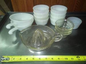 Vintage juicer, custard cups and soup bowls.