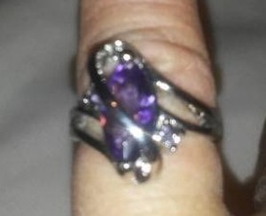 Women�s Purple Stone Ring