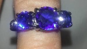 Women�s Blue Stone Ring