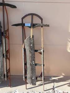 lot 23 image: Vintage Steel Runner Sled 46