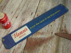 lot 2 image: Vintage Hamms Glass Sign