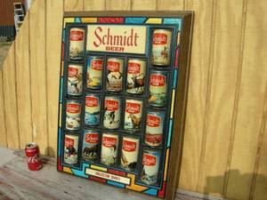 lot 4 image: Vintage Schmidt Beer Can Collector Series Display