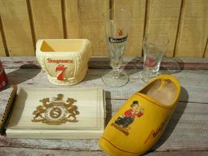 lot 51 image: Import Beer Collectibles
