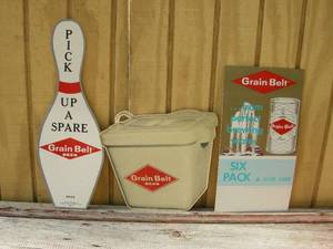lot 90 image: 3 Vintage Grain Belt Cardboard Signs