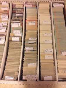 Large Lot Of Baseball, Hockey ,And Football Cards