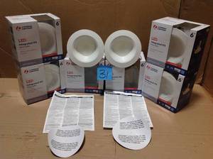 lot 31 image: Lithonia Lighting Lithonia OneUp 6 in. White Integrated LED Recessed Kit &nbspin good condition 