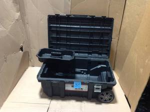 lot 35 image: Husky 35 in. Rolling Tool Box &nbspin good condition 