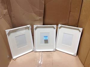 lot 48 image: Calter 16 in. x 20 in. Matted to 8 in. x 10 in. White Picture Frame (Set of 3) &nbspin good condition 
