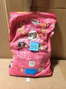 lot 83 image: Friskies Dry Cat Food Gravy Swirlers 22 lb. Bag &nbspin good condition 