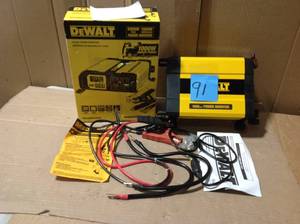lot 91 image: DEWALT 1000-Watt Power Inverter &nbspin good condition 