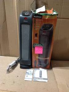 Holmes HCH8305 Energy Saving Tower Ceramic Space Heater in good condition&nbsp