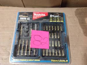 Makita Impact GOLD Driver Bit Set (38-Piece)&nbsp&nbspin good condition&nbsp