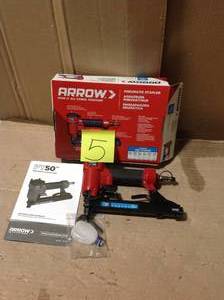 lot 5 image: Arrow PT50 Pneumatic Staple Gun &nbspin good condition 