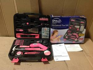 lot 16 image: Apollo Tools 135pc Household Tool Kit DT0773N1 Pink &nbspin good condition 