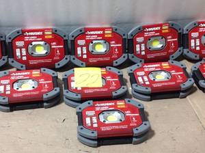lot 22 image: Husky 1000 Lumens LED Utility Light &nbspin good condition 