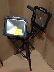 lot 26 image: Husky 10,000-Lumen Twin-Head LED Work Light &nbspin good condition 
