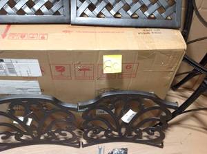 lot 80 image: Set whit outdoor patio chairs in good conditions