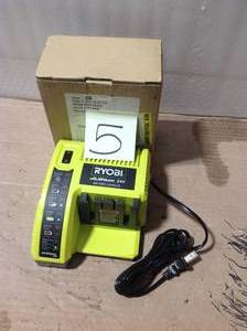 lot 5 image: RYOBI  24-Volt Lithium-Ion Charger in good condition 