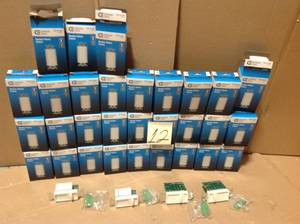 lot 12 image: Commercial Electric Speaker Volume Control, White in good condition 